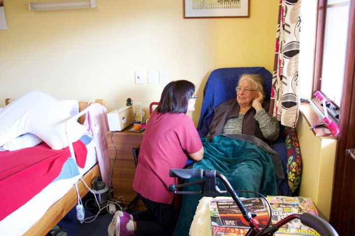 Jamie talking to Nona